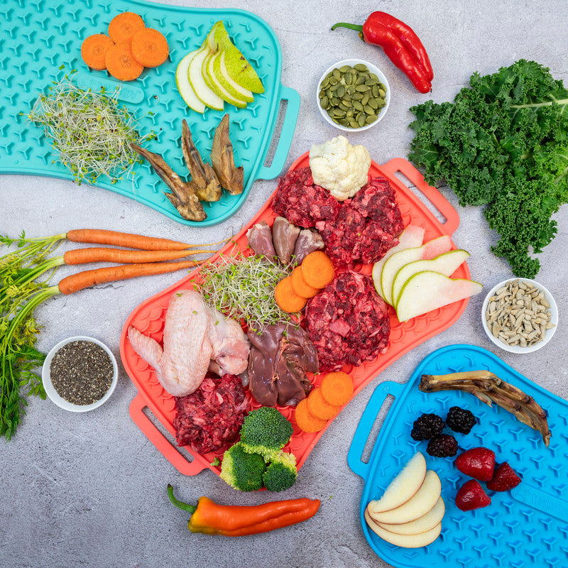 Marley Slowappy Reversible Lick Mat - Warm Ocean Red